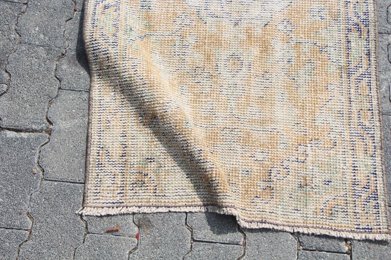 Vintage Turkish Accent Area rug 2.3 x 4.1 ft