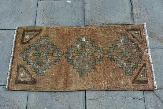 Vintage Turkish Mini Rug 1.3 x 2.5 ft