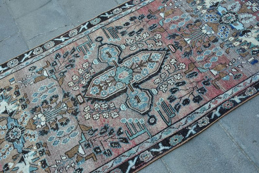 Vintage Turkish Runner Rug 3.1 x 9 ft
