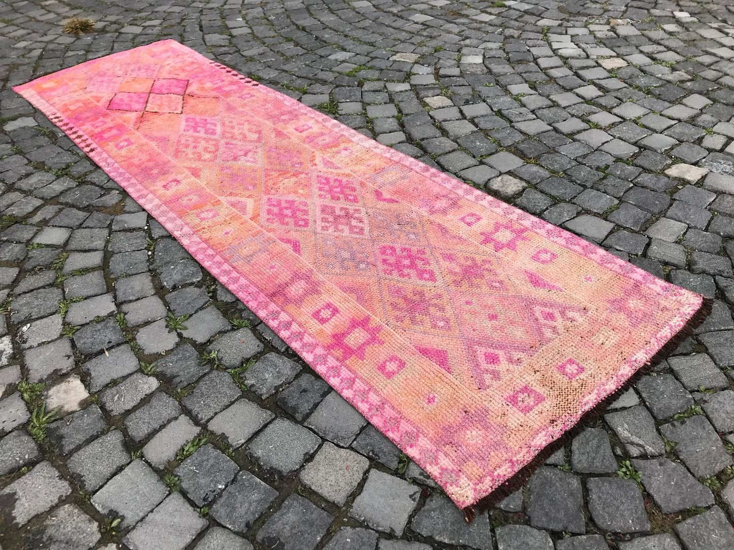 Vintage Turkish Accent Area rug 2.6 x 8.8 ft