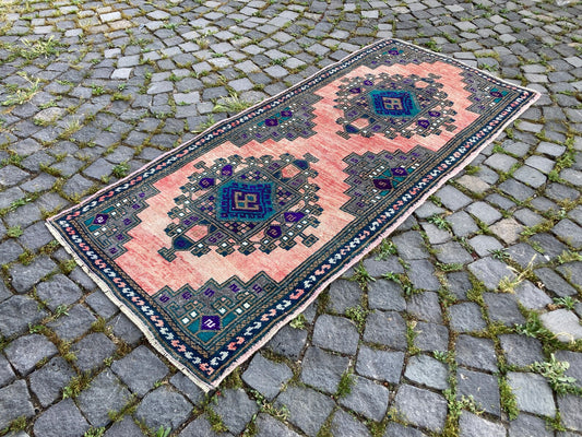 Vintage Turkish Accent Area rug 2.8 x 6.3 ft