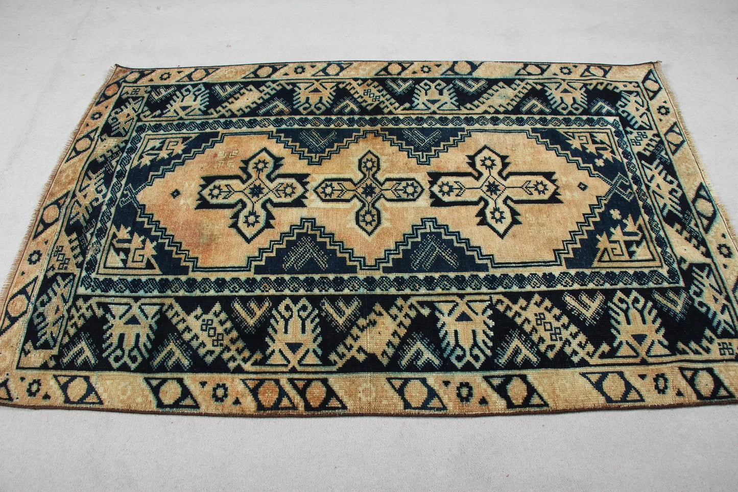 Vintage Turkish Accent Area rug 3.9 x 6.2 ft