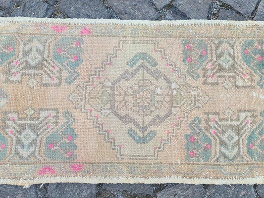 Vintage Turkish Mini Rug 1.5 x 2.9 ft