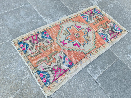 Vintage Turkish Mini Rug 1.6 x 3 ft