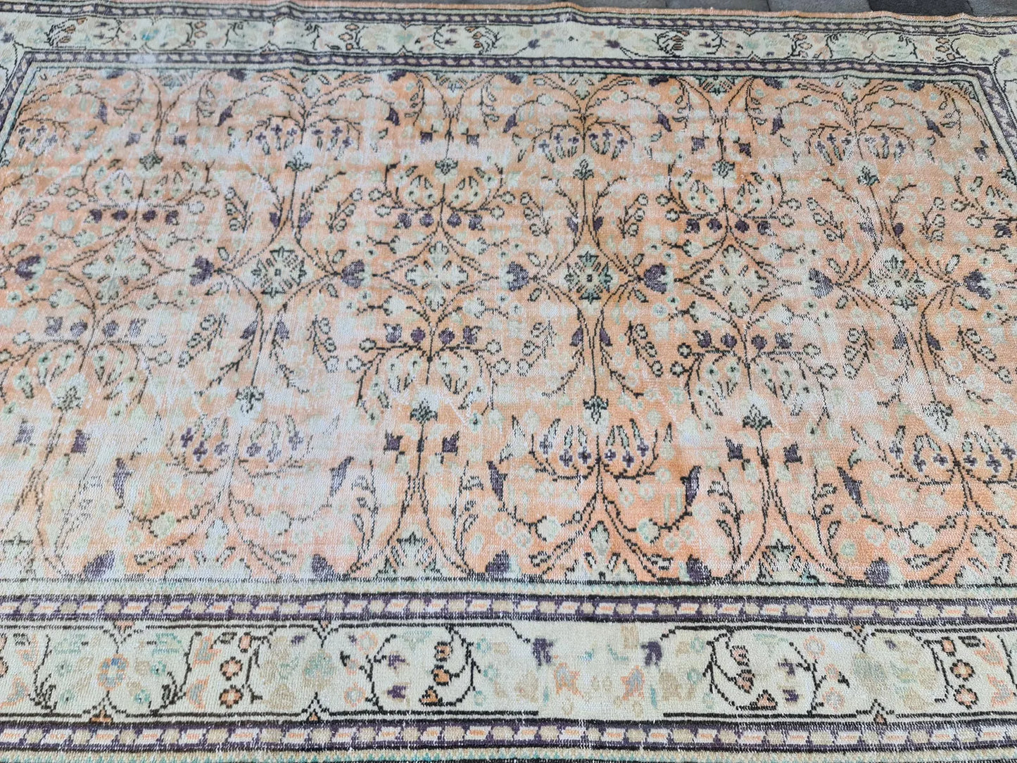 XL Vintage Turkish Accent Area rug 6.7 x 10.3 ft