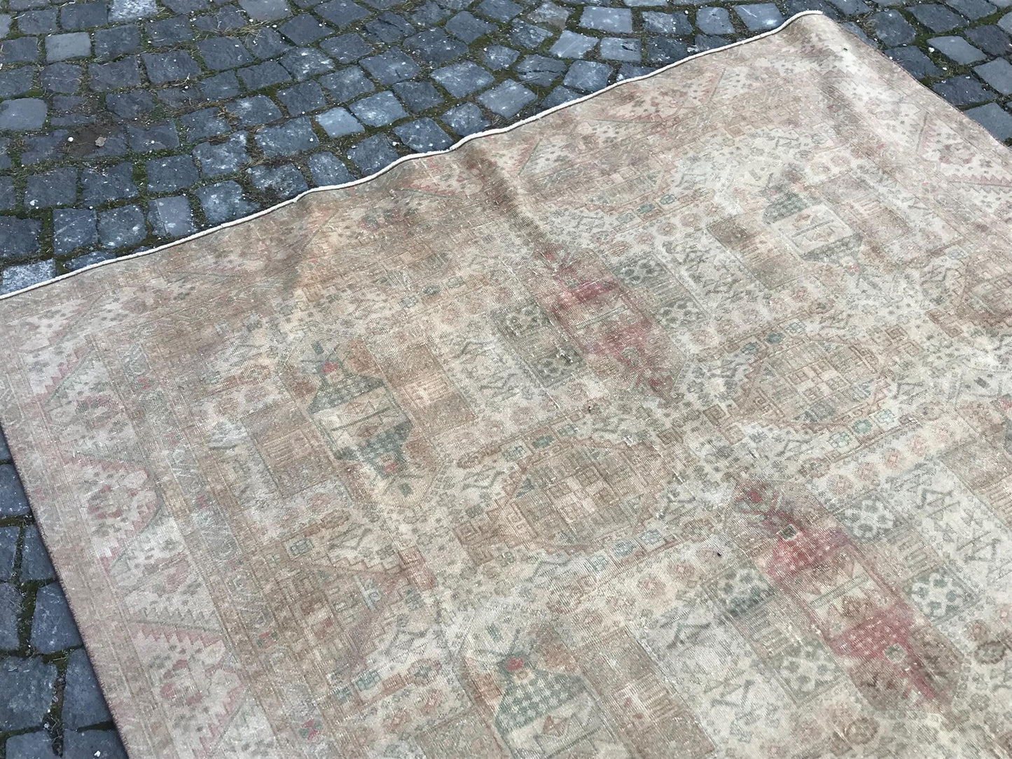 XL Vintage Turkish Accent Area Rug 6.2 x 9.8 ft