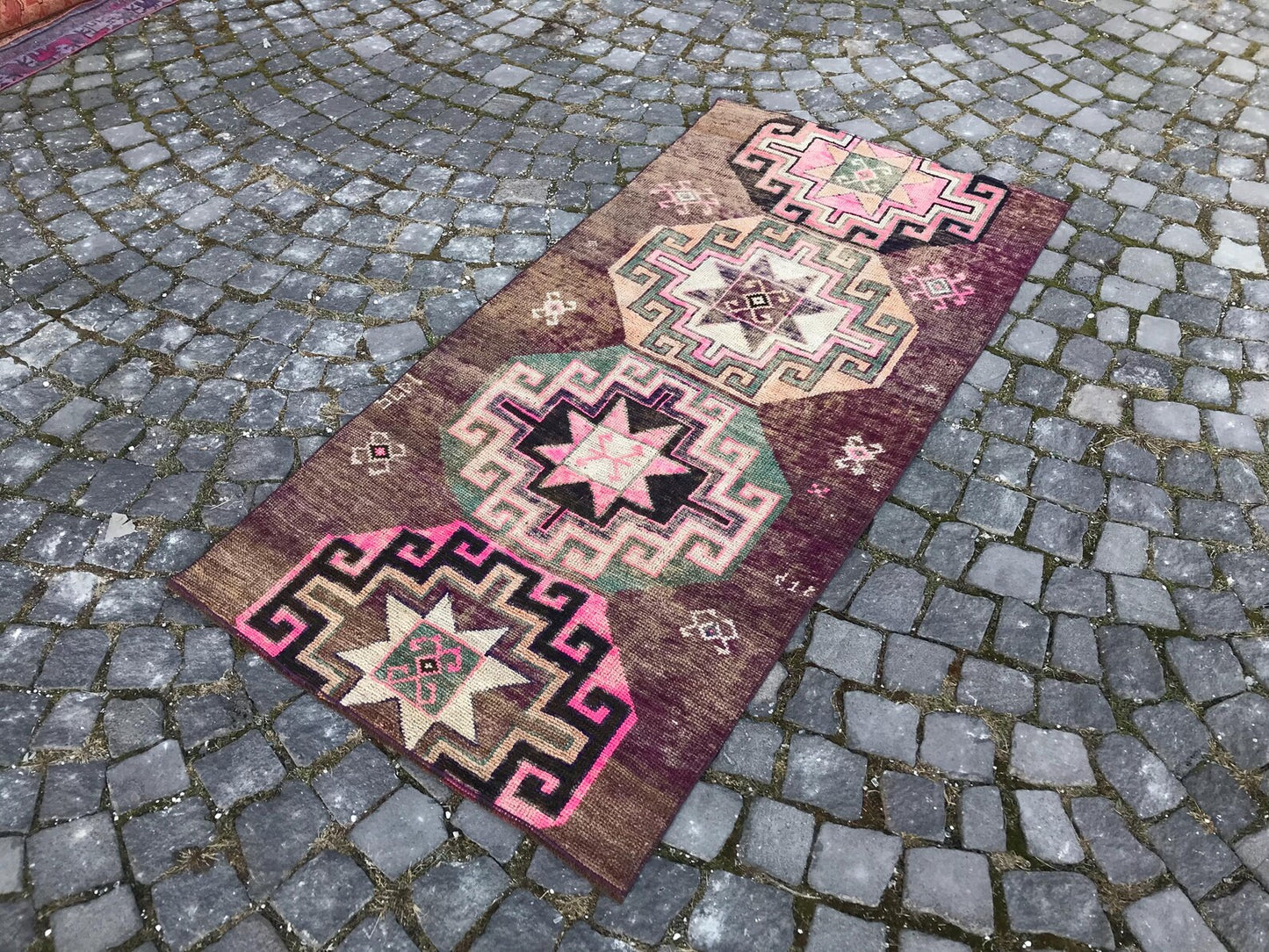 Vintage Turkish Runner Rug 2.9 x 5.9 ft