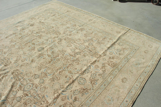 XL Vintage Turkish Accent Area Rug 9.4 x 12.7 ft