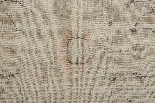 XL Vintage Turkish Accent Area rug 5.9 x 8.8 ft