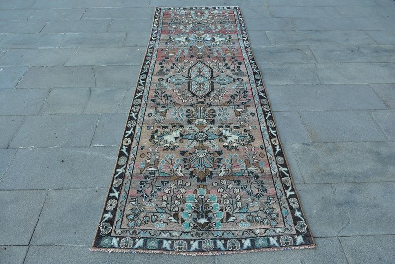 Vintage Turkish Runner Rug 3.1 x 9 ft