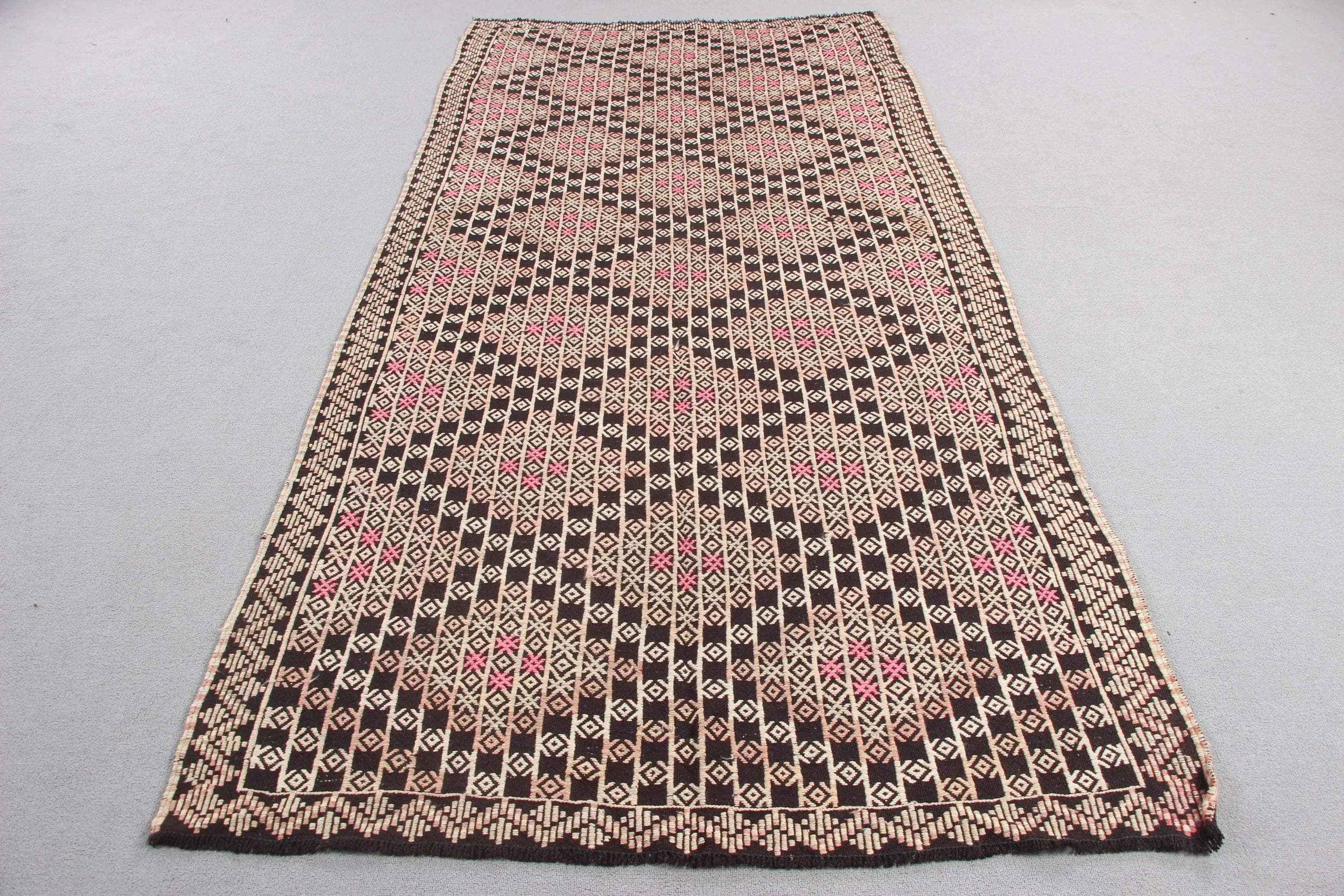 XL Vintage Turkish Accent Area rug 4.5 x 9.3 ft