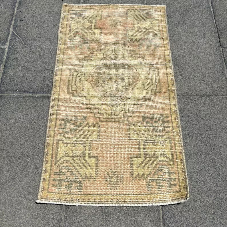 Vintage Turkish Mini Rug 1.6 x 2.9 ft