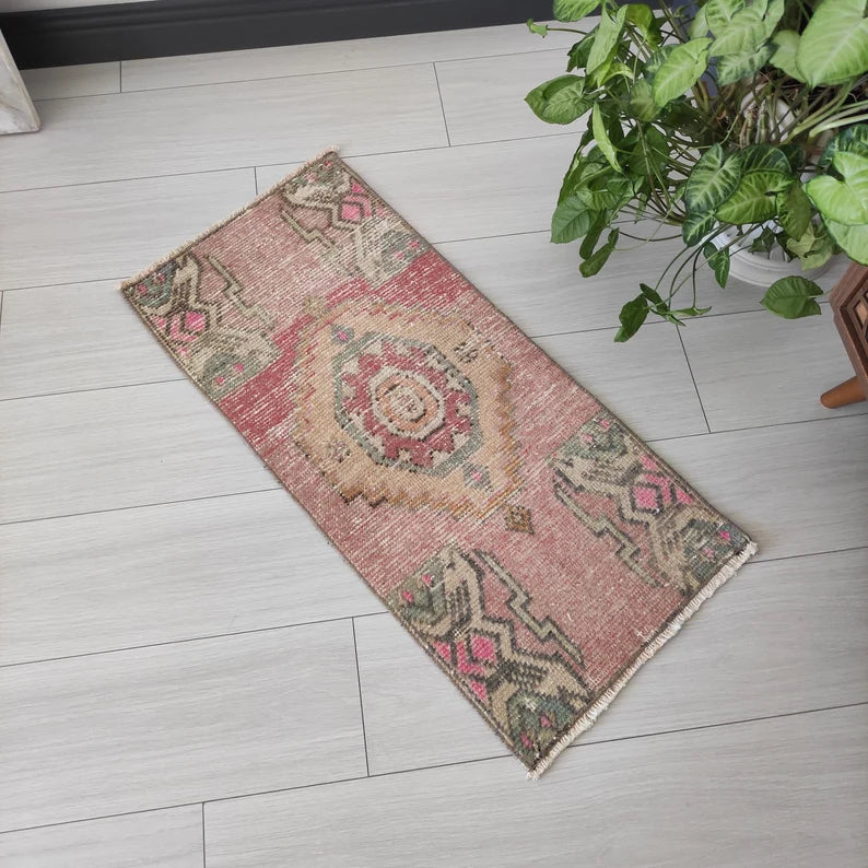 Vintage Turkish Mini Rug 1.4 x 3 ft