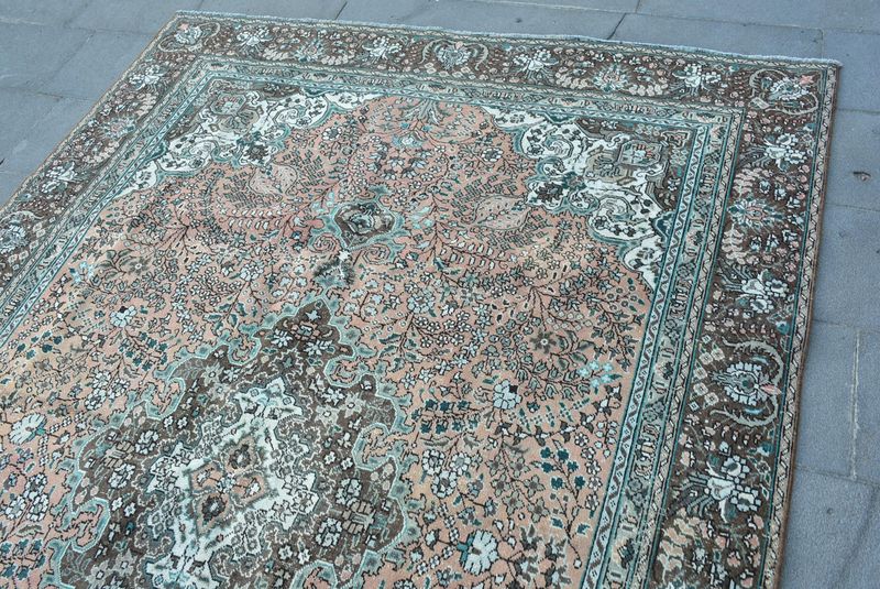 XL Vintage Persian Accent Area Rug 6 x 9 ft