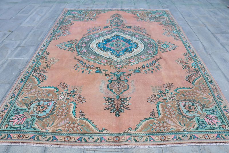 XL Vintage Turkish Accent Area Rug 7.3 x 10.1 ft