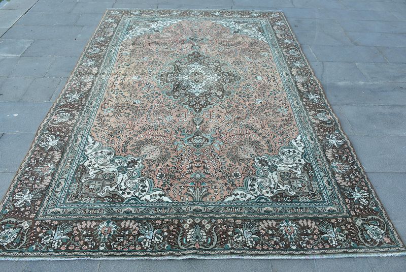 XL Vintage Persian Accent Area Rug 6 x 9 ft
