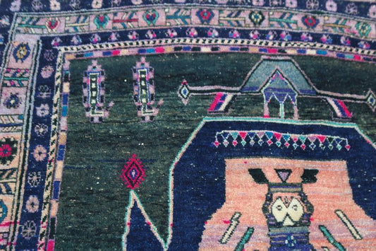 Vintage Persian Accent Area Rug 4.9 x 6.8 ft