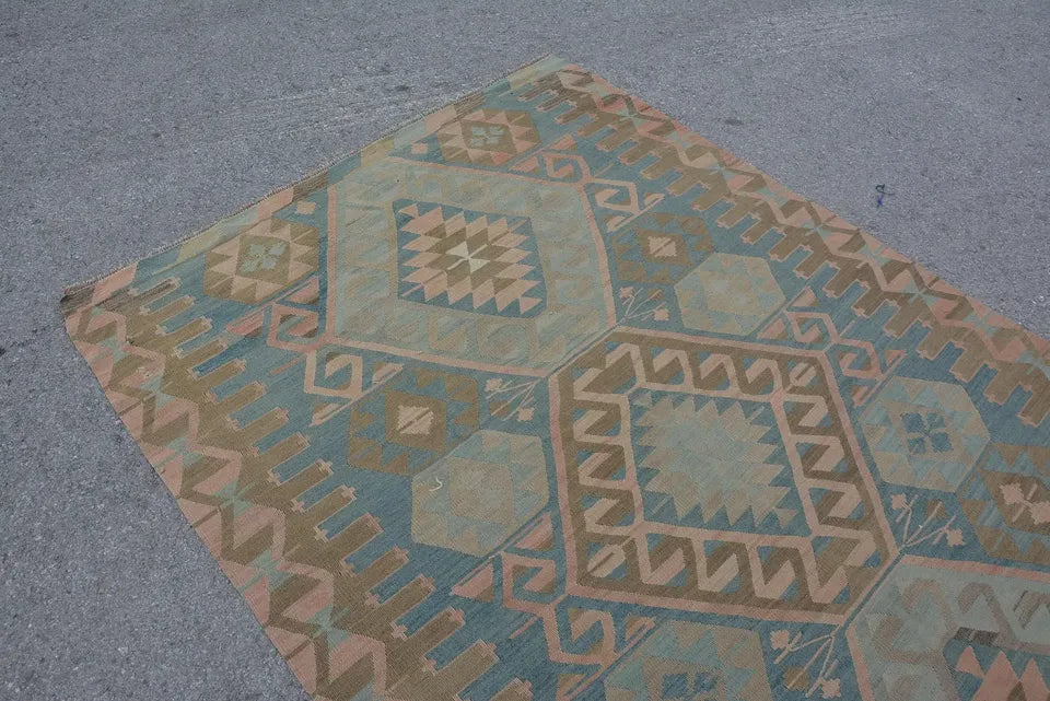 XL Vintage Turkish Accent Area rug 5.1 x 10.4 ft