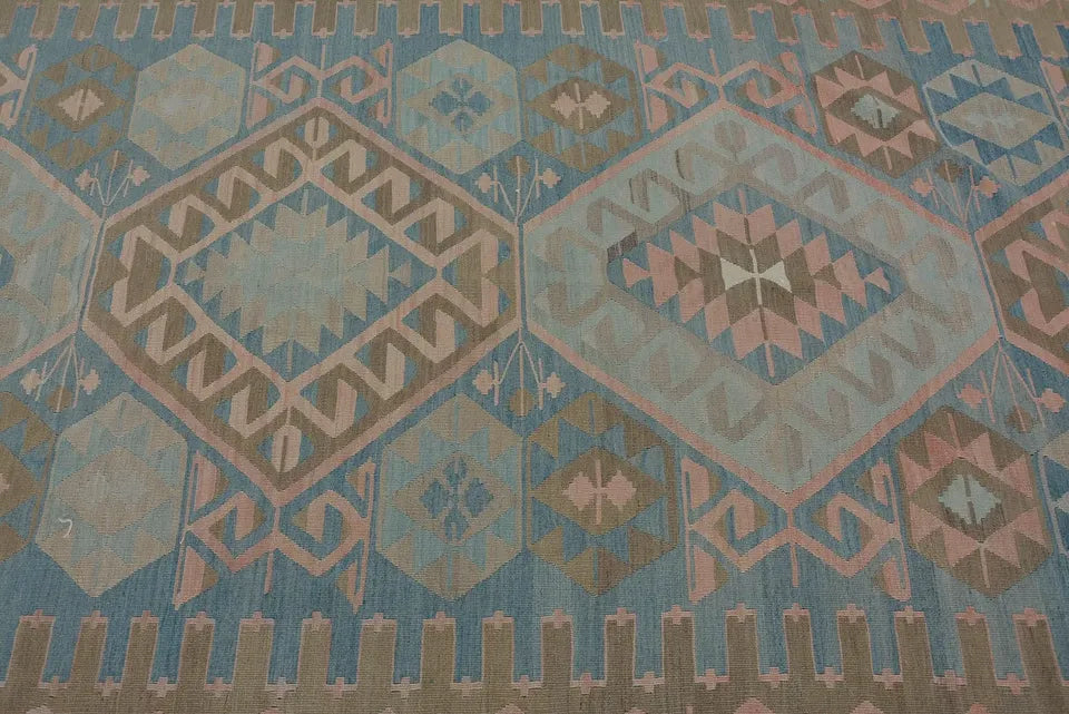 XL Vintage Turkish Accent Area rug 5.1 x 10.4 ft