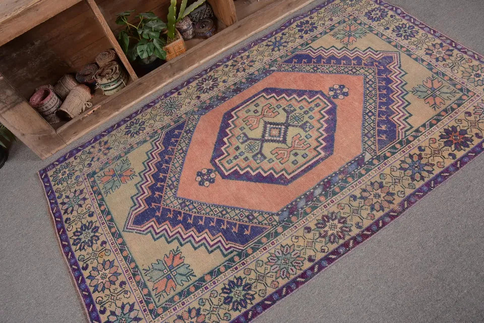 Vintage Turkish Accent Area rug 3.6 x 6.1 ft