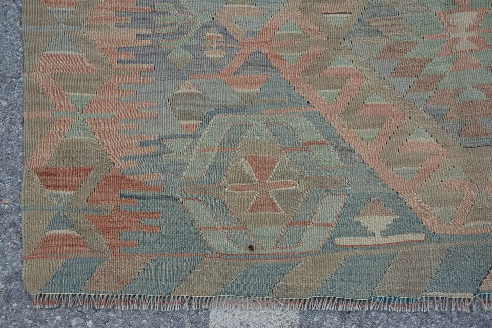 XL Vintage Turkish Accent Area Rug 4.4 x 9.5 ft