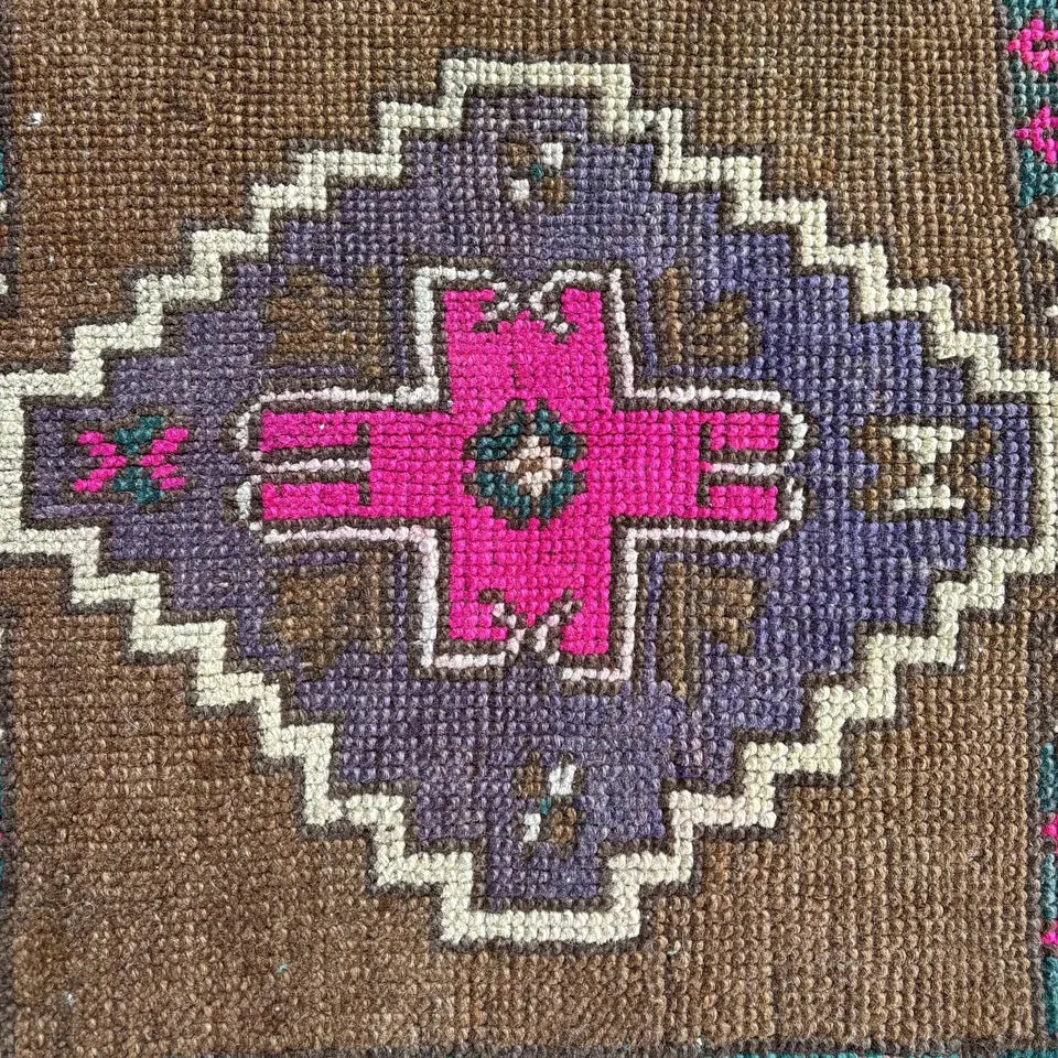 Vintage Turkish Mini Rug 1.5 x 2.8 ft