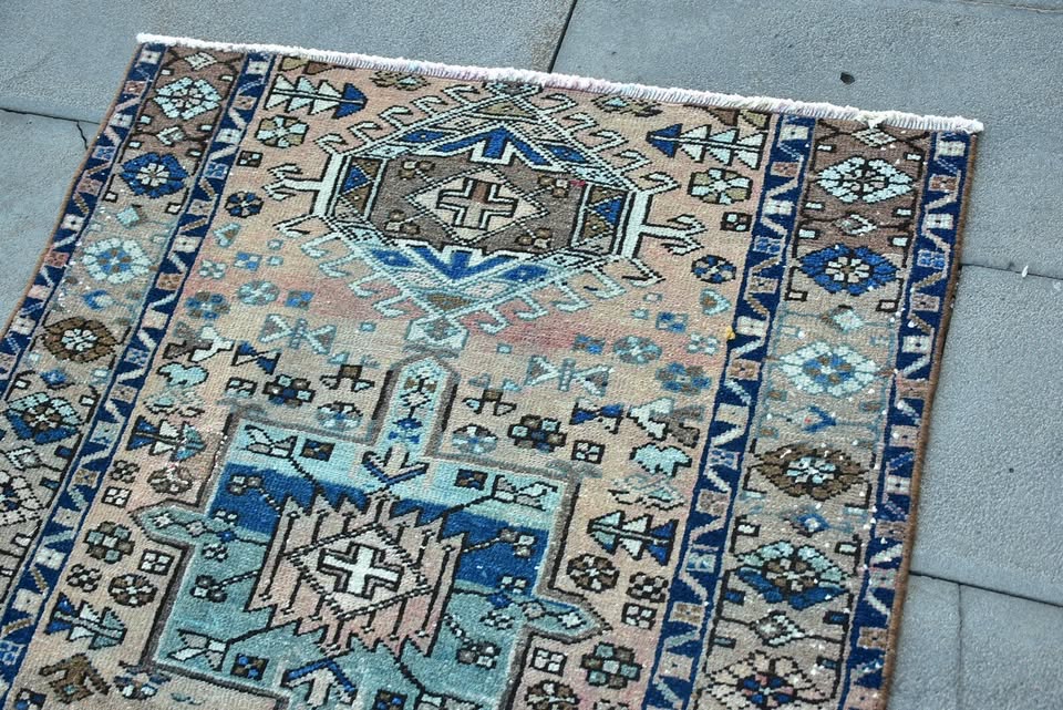 Vintage Turkish Mini Rug 2.5 x 3.1 ft