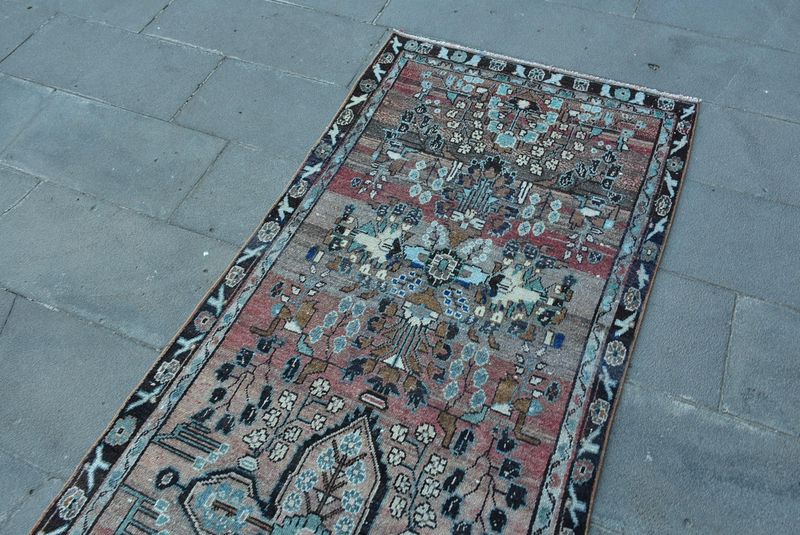 Vintage Turkish Runner Rug 3.1 x 9 ft