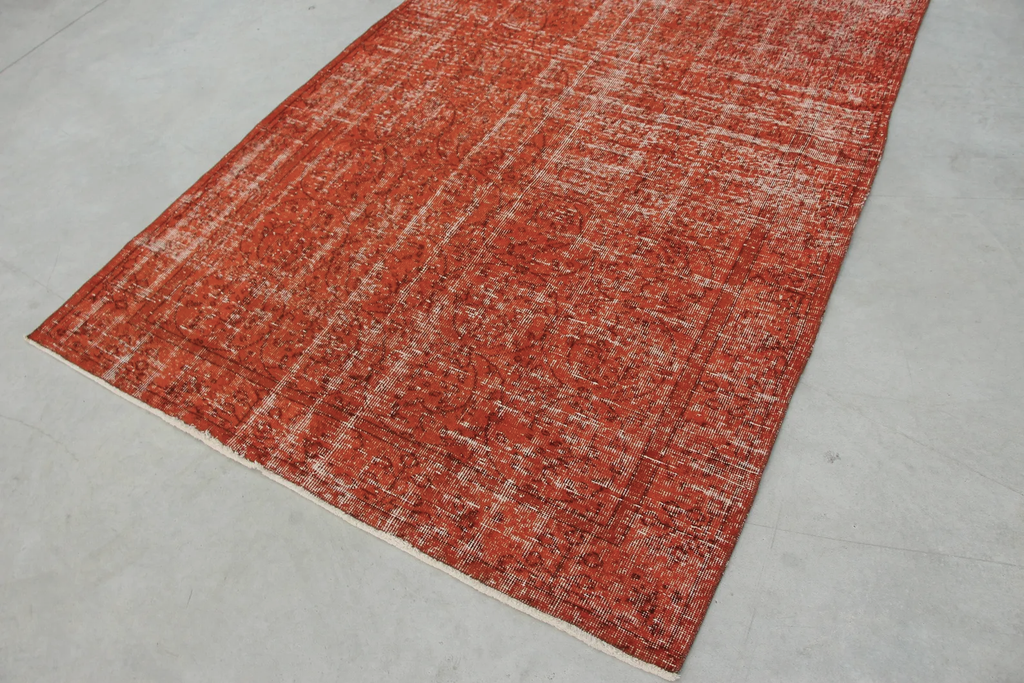 XL Vintage Turkish Accent Area rug 4.9 x 8.9 ft
