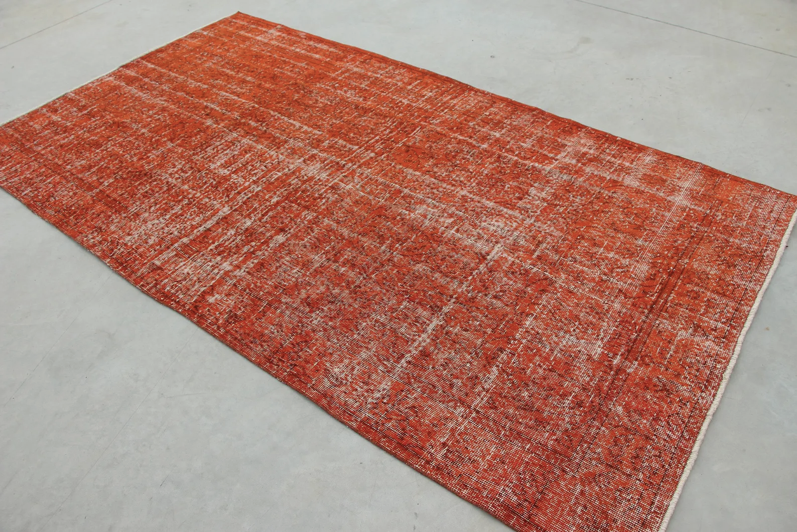 XL Vintage Turkish Accent Area rug 4.9 x 8.9 ft