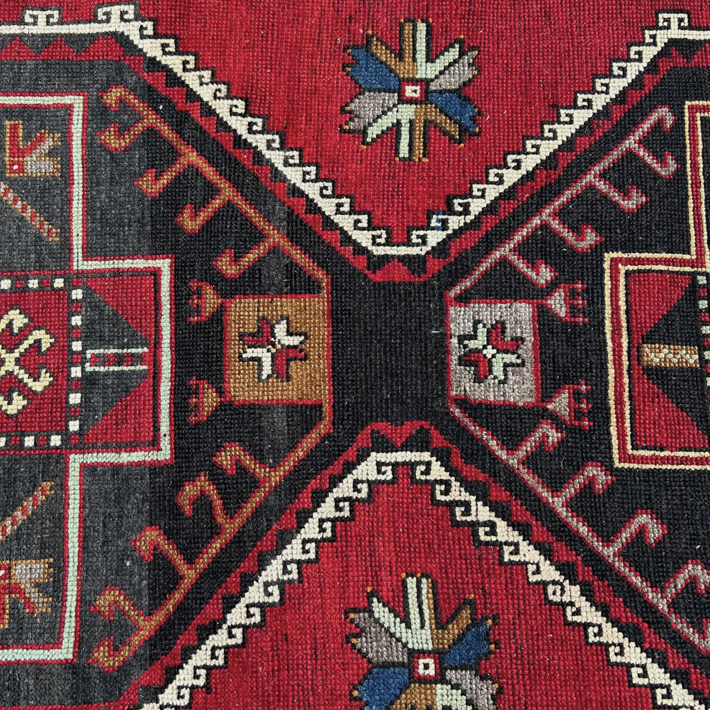 Vintage Turkish Accent Area rug 2.3 x 4.3 ft