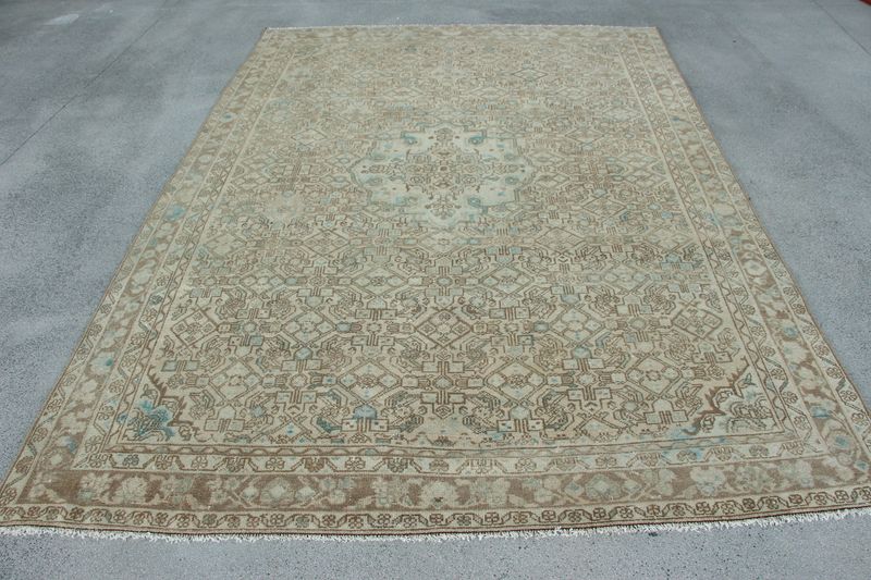XL Vintage Persian Accent Area Rug 6.3 x 9.7 ft