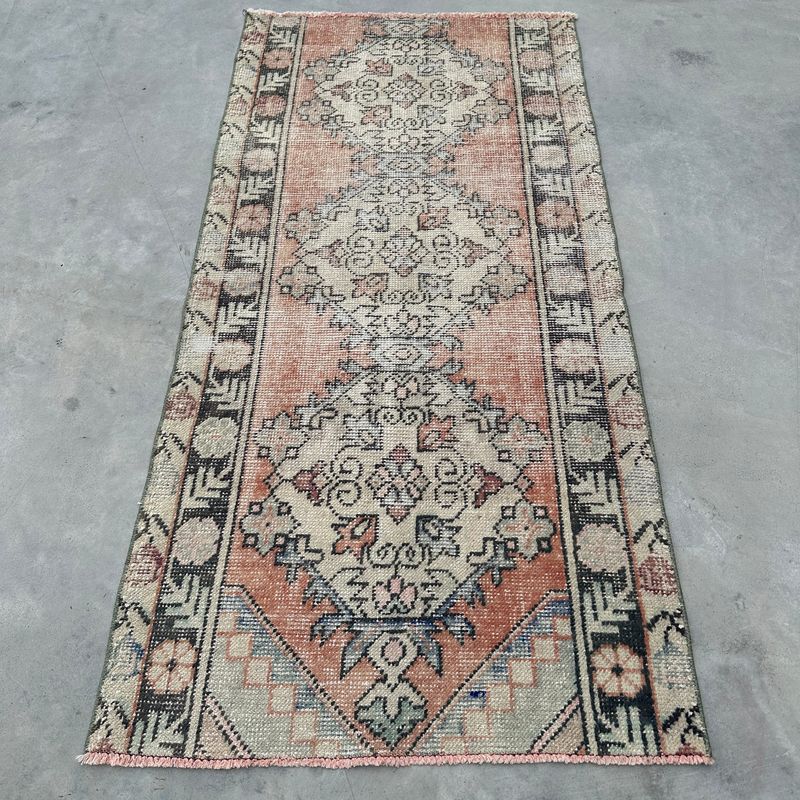 Vintage Turkish Runner Rug 2.9 x 6 ft