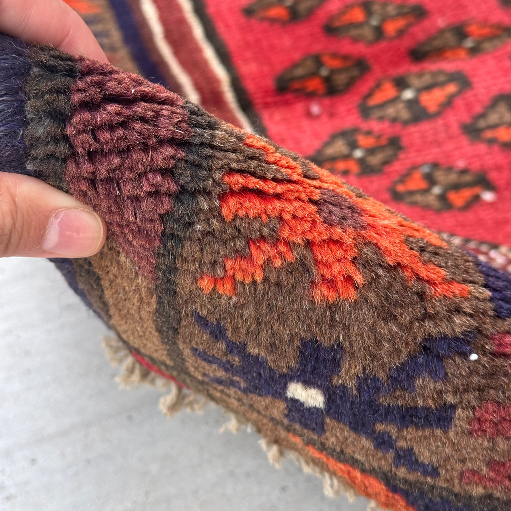 Vintage Persian Accent Area Rug 2.5 x 4.7 ft