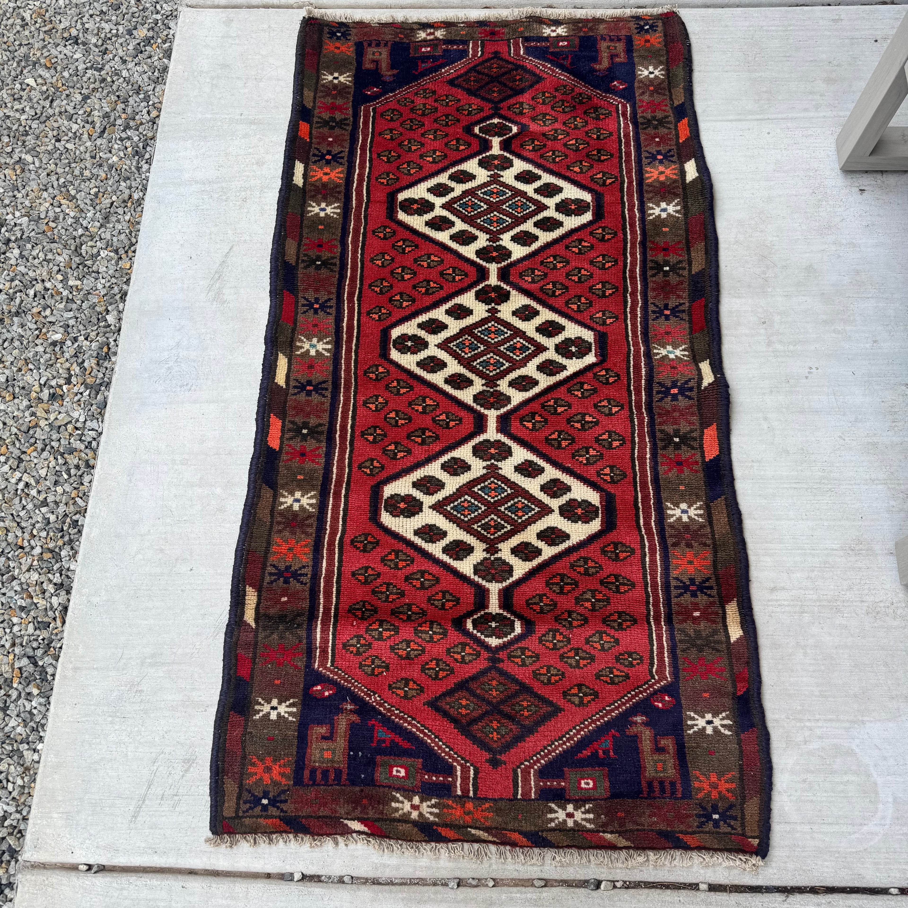 Vintage Persian Accent Area Rug 2.5 x 4.7 ft