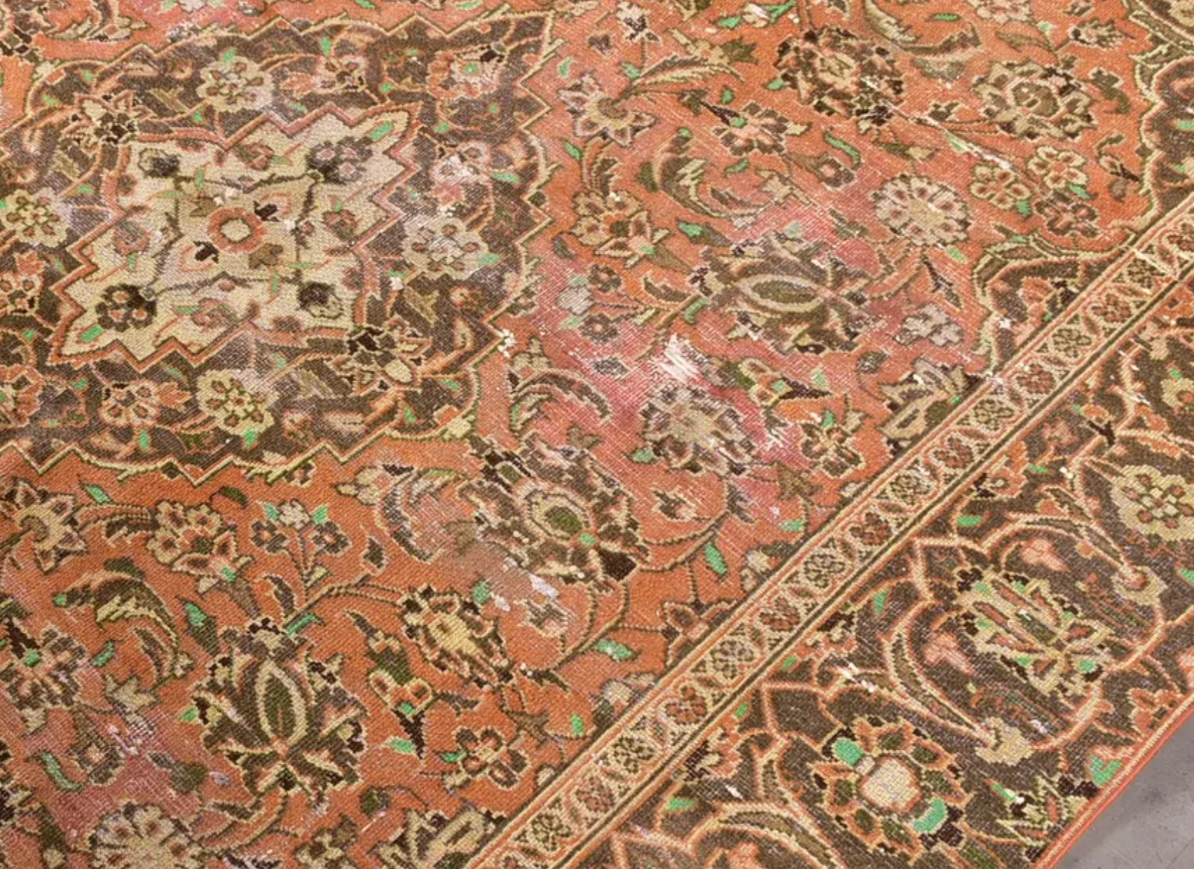 XL Vintage Persian Accent Area Rug 5.9 x 8.7 ft