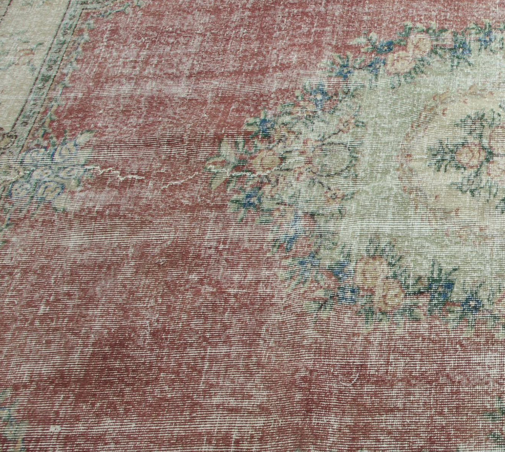 XL Vintage Turkish Accent Area Rug 6.2 x 9.1 ft