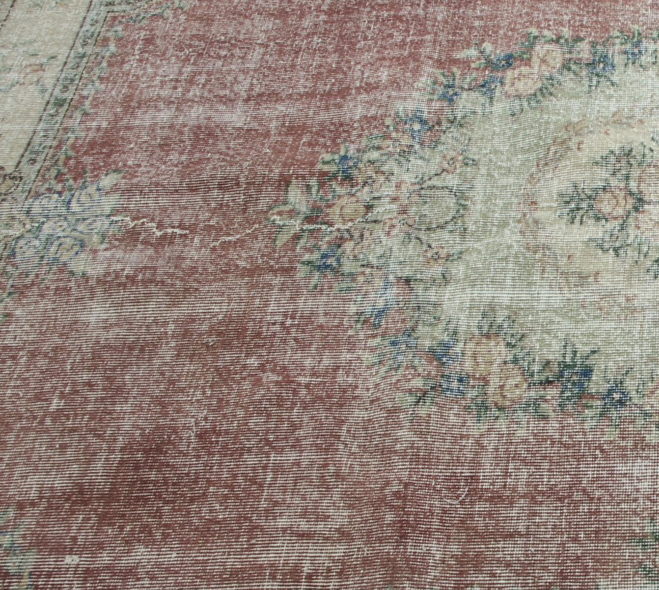 XL Vintage Turkish Accent Area Rug 6.2 x 9.1 ft