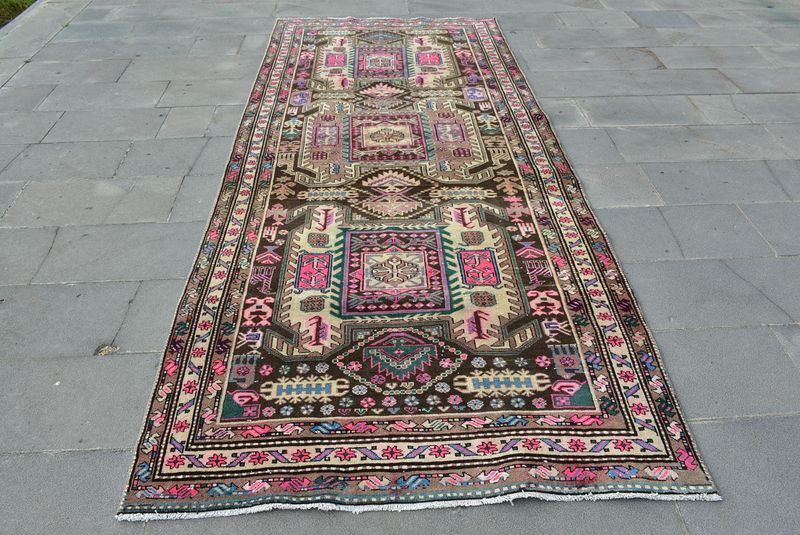 XL Vintage Turkish Accent Area rug 4.3 x 10.1 ft