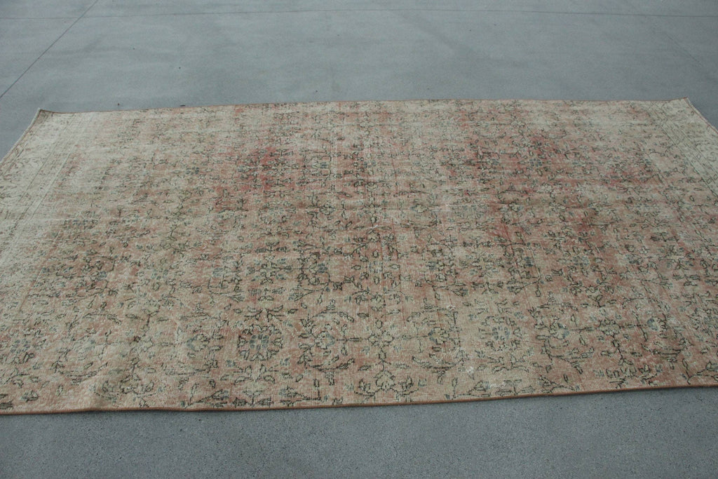 XL Vintage Turkish Accent Area Rug 5.5 x 10.6 ft