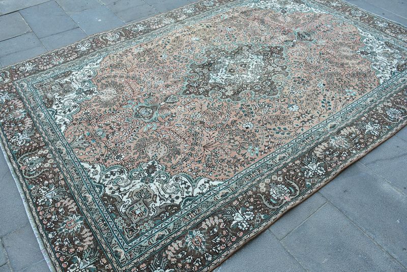 XL Vintage Persian Accent Area Rug 6 x 9 ft