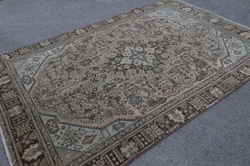 XL Vintage Persian Accent Area Rug 6.2 x 9.6 ft