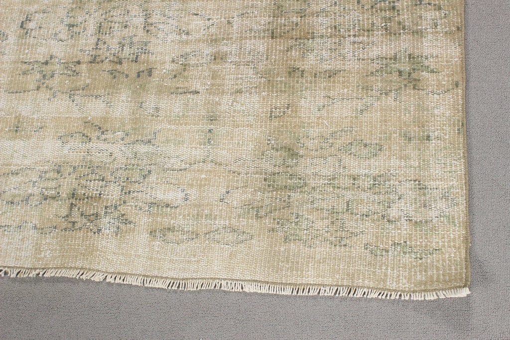 Vintage Turkish Accent Area rug 3.6 x 7.3 ft