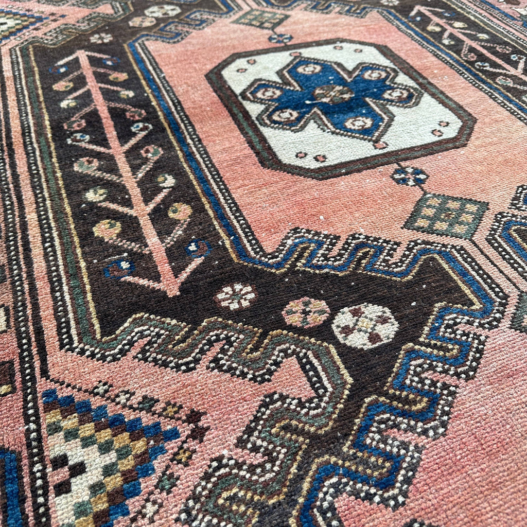 Vintage Persian Accent Area Rug 4.2 x 6.2 ft