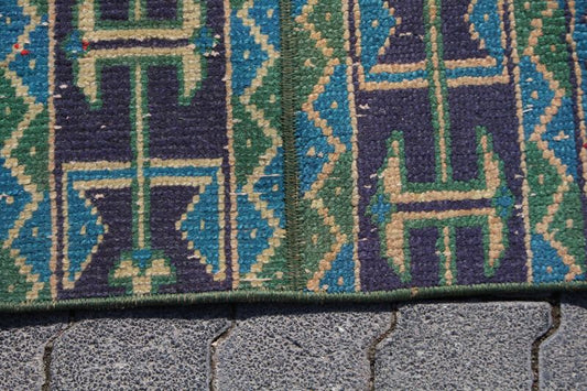 Vintage Turkish Runner Rug 1.5 x 4.2 ft