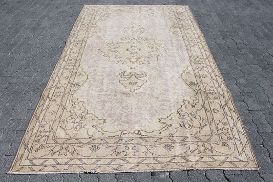 XL Vintage Turkish Accent Area Rug 5.2 x 8.9 ft