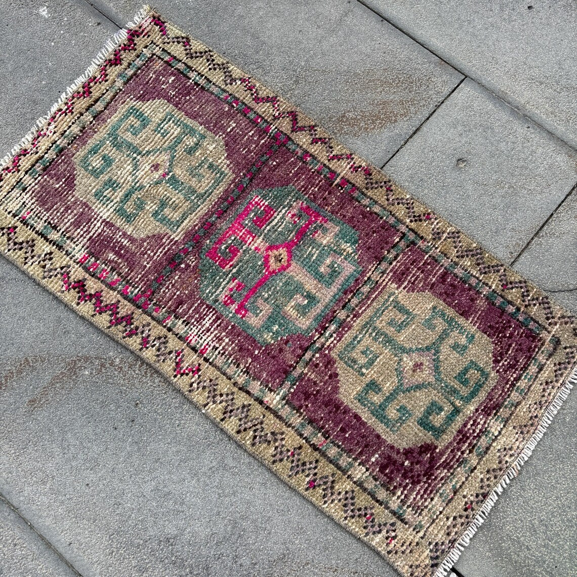 Vintage Turkish Mini Rug 1.5 x 2.8 ft