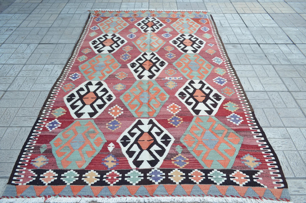 XL Vintage Turkish Accent Area Rug 5.4 x 8.5 ft