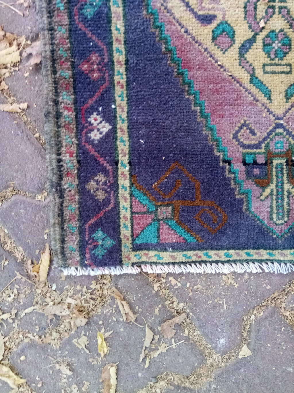 Vintage Turkish Mini Rug 1.7 x 2.8 ft