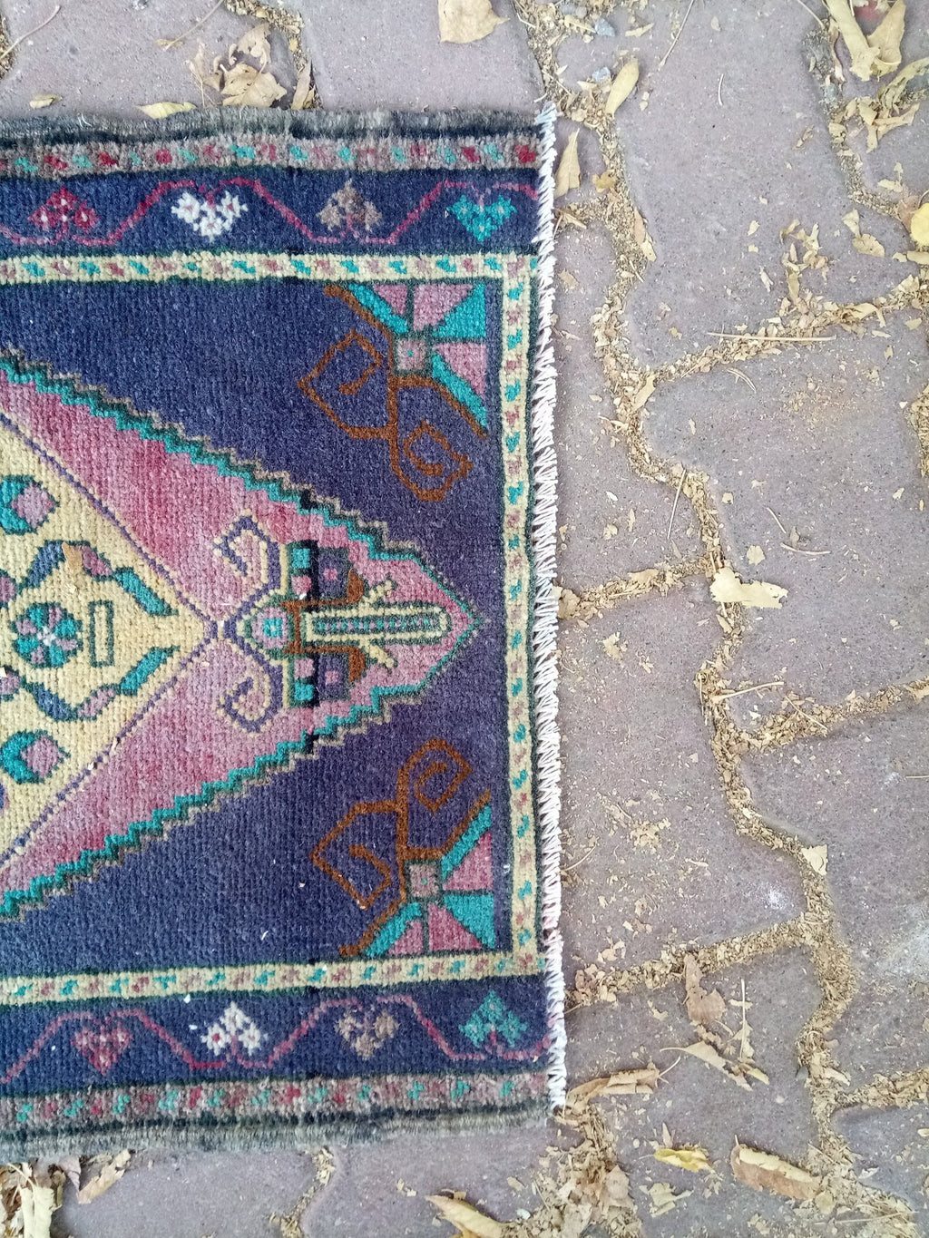 Vintage Turkish Mini Rug 1.7 x 2.8 ft